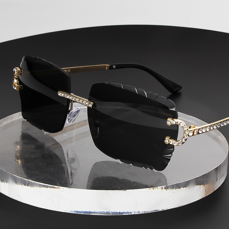 Fashion Rimless Square Sunglas - Metal Photo Panel のレビューと価格