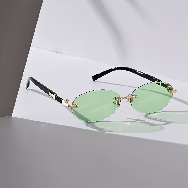 Sexy Small Oval Punk Sunglasse - Metal Photo Panel のレビューと価格